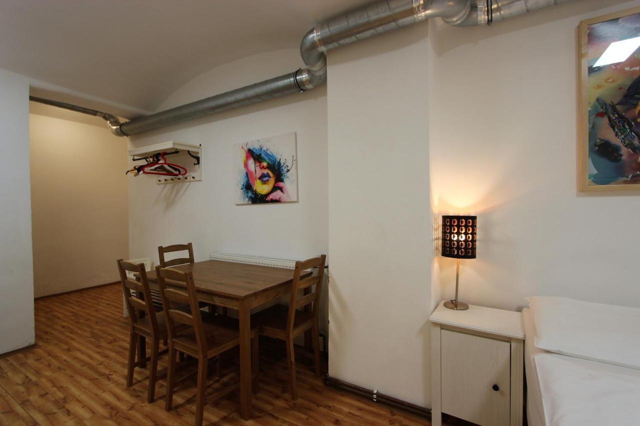 Hostel Marabou Prague Praga Exterior foto